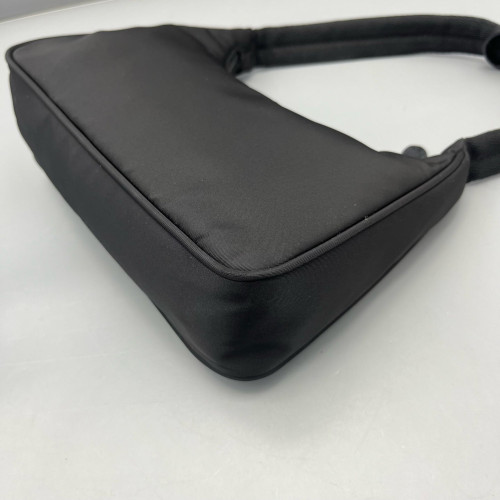 Prada Mini Re-Edition 2000 Shoulder Bag Tessuto Nylon Black