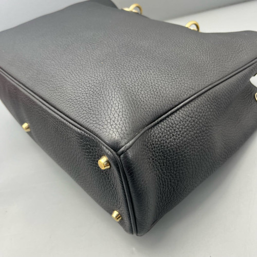 Dior Medium Diorama Grained Calfskin Black
