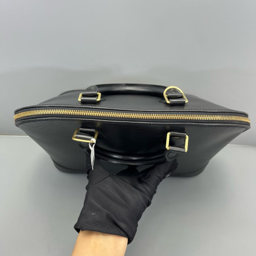 Louis Vuitton Alma PM Epi Black