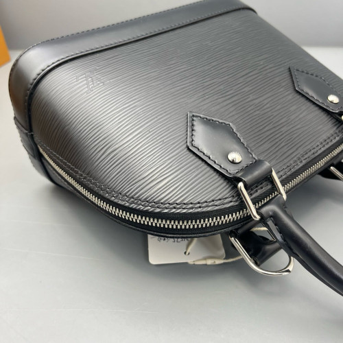Louis Vuitton Alma BB Epi Black