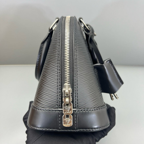 Louis Vuitton Alma BB Epi Black