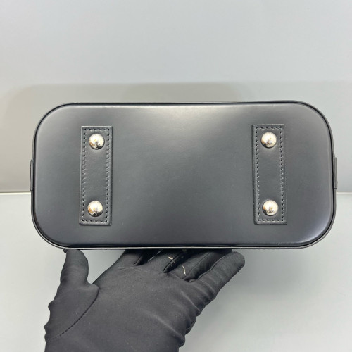 Louis Vuitton Alma BB Epi Black