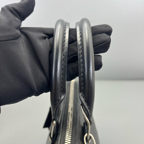 Louis Vuitton Alma BB Epi Black