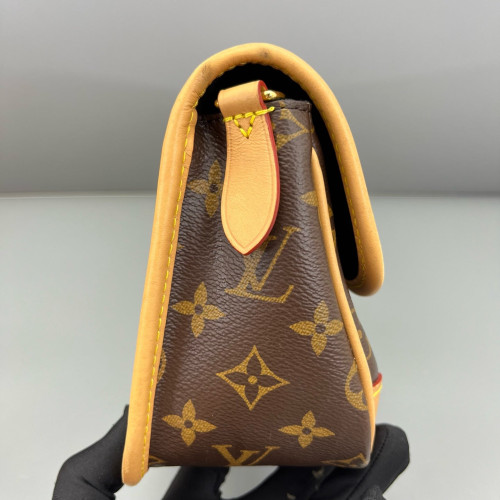 Louis Vuitton Diane Monogram Brown