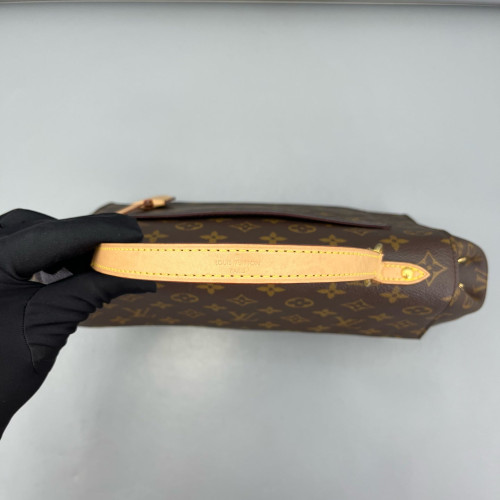 Louis Vuitton Cluny Mm Monogram Brown