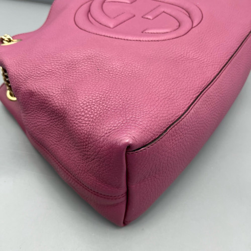 Gucci Medium Soho Shoulder Bag Calfskin Azalea Gucci Medium Soho Shoulder Bag Calfskin Azalea