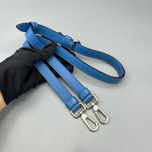 Dior Medium Diorissimo Tote Calfskin Blue