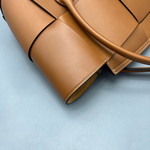 Bottega Veneta Medium Arco Intrecciato Nappa Tan