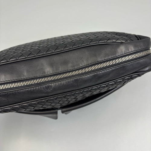 Bottega Veneta Crossbody Bag Lambskin Intrecciato Nappa Black