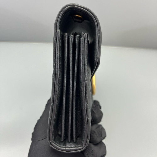 Gucci Matelasse GG Marmont Chain Wallet Calfskin Black