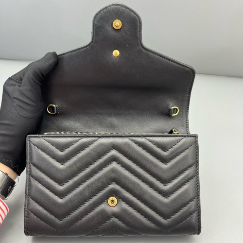 Gucci Matelasse GG Marmont Chain Wallet Calfskin Black