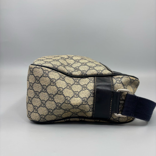 Gucci Messenger GG Supreme Monogram Beige Black