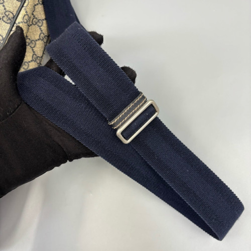 Gucci Messenger GG Supreme Monogram Beige Black