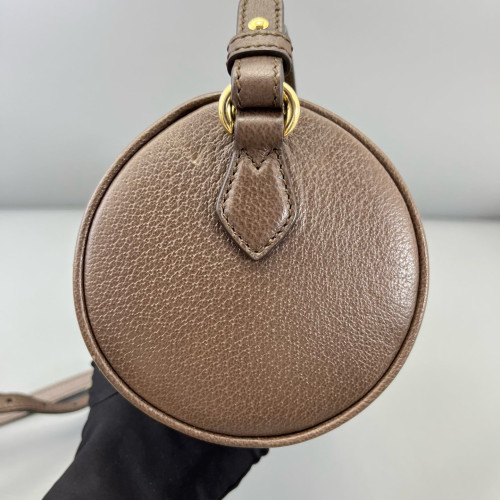 Gucci Web Tubular Vanity Case GG Supreme Monogram Beige Ebony Beige Brown