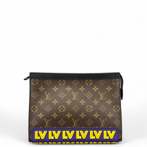 Louis Vuitton Lv Rubber Toiletry Pouch 26 Monogram Brown
