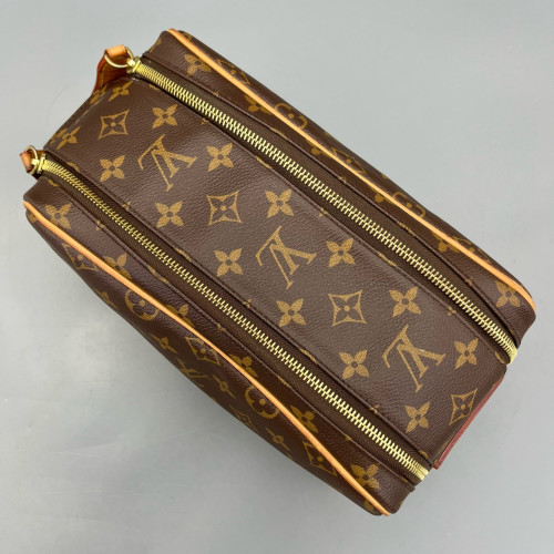 Louis Vuitton Dopp Kit Toilet Pouch Monogram Brown