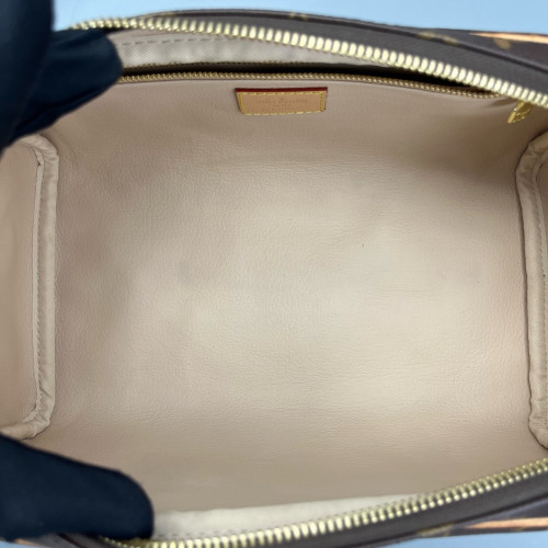 Louis Vuitton Dopp Kit Toilet Pouch Monogram Brown