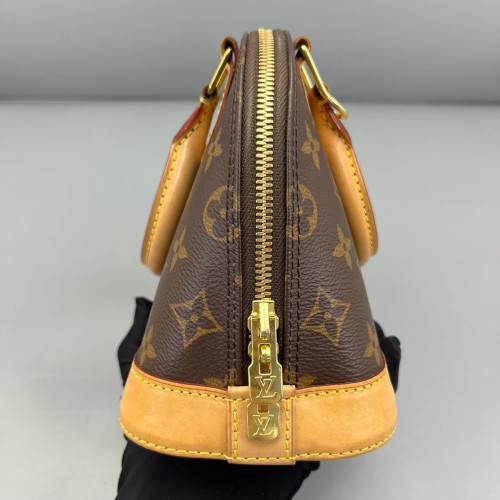 Louis Vuitton Alma BB Monogram Brown