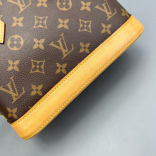 Louis Vuitton Alma BB Monogram Brown