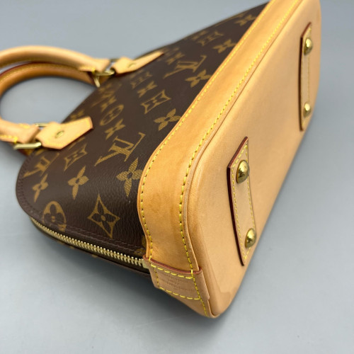 Louis Vuitton Alma BB Monogram Brown