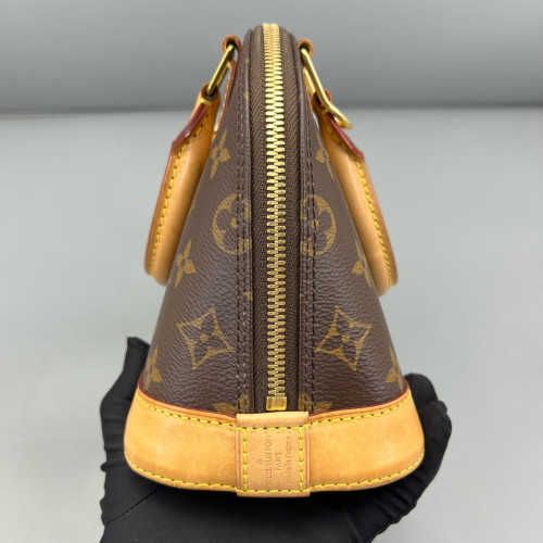 Louis Vuitton Alma BB Monogram Brown