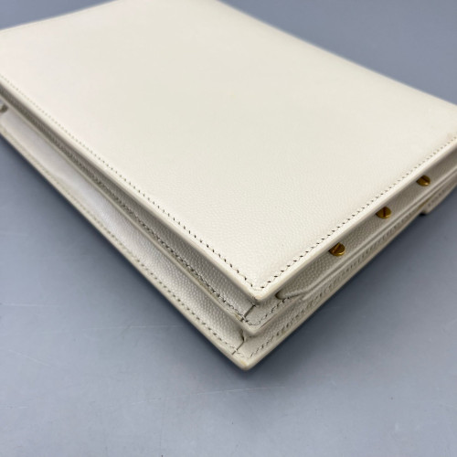 Yves Saint Laurent Cassandra Chain Wallet Calfskin White