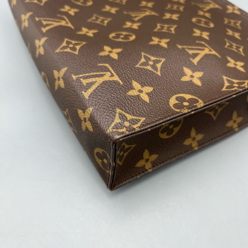 Louis Vuitton Toiletry Pouch 26 Monogram Brown