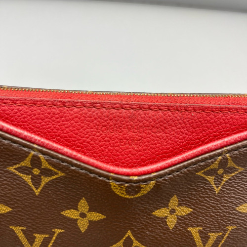 Louis Vuitton Pallas Clutch Monogram Brown