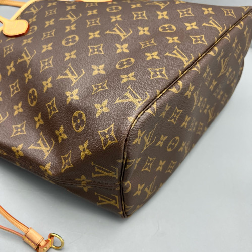 Louis Vuitton Neverfull MM Monogram Brown