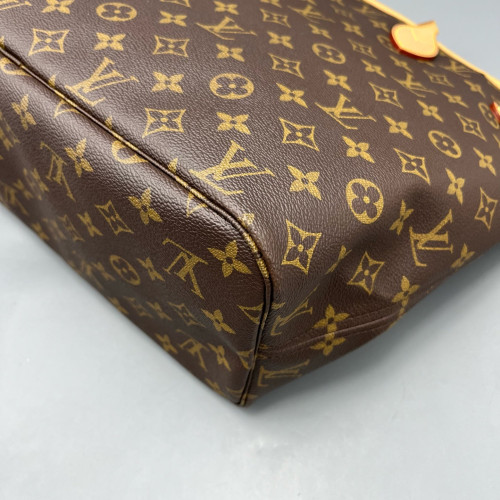 Louis Vuitton Neverfull MM Monogram Brown