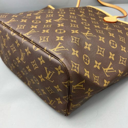 Louis Vuitton Neverfull MM Monogram Brown