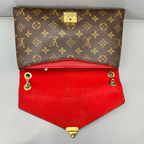 Louis Vuitton Pallas Chain Monogram Brown
