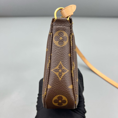 Louis Vuitton Pochette Accessories Monogram Brown