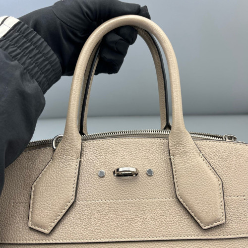 Louis Vuitton City Steamer MM Calfskin Grey