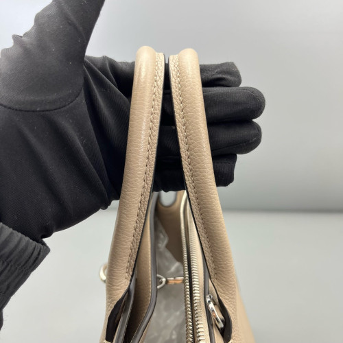 Louis Vuitton City Steamer MM Calfskin Grey