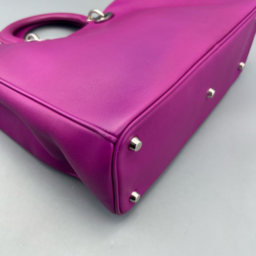 Dior Medium Diorissimo Tote Grained Calfskin Magenta