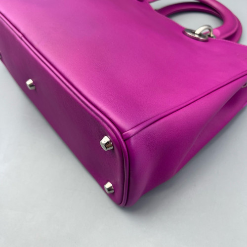 Dior Medium Diorissimo Tote Grained Calfskin Magenta