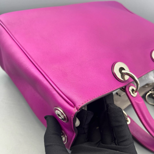 Dior Medium Diorissimo Tote Grained Calfskin Magenta