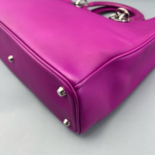 Dior Medium Diorissimo Tote Grained Calfskin Magenta