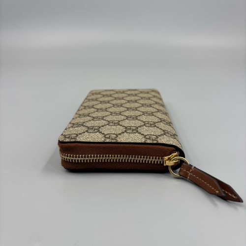Gucci Zip Around Wallet GG Supreme Monogram Brown