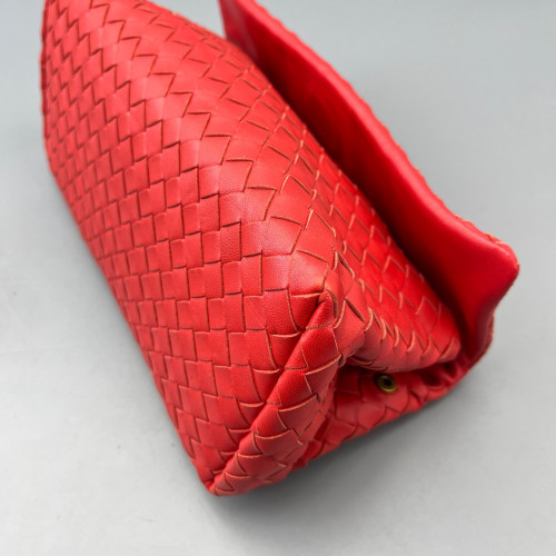 Bottega Veneta Clutch Lambskin Intrecciato Nappa Red Bottega Veneta Clutch Lambskin Intrecciato Nappa Red