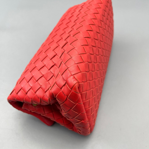 Bottega Veneta Clutch Lambskin Intrecciato Nappa Red Bottega Veneta Clutch Lambskin Intrecciato Nappa Red