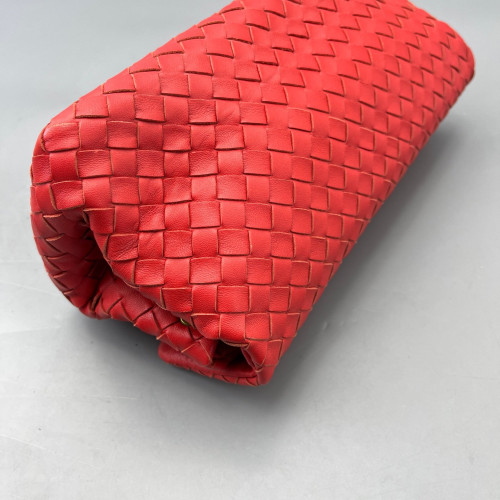 Bottega Veneta Clutch Lambskin Intrecciato Nappa Red Bottega Veneta Clutch Lambskin Intrecciato Nappa Red