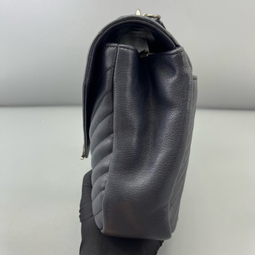 Yves Saint Laurent Large College Calfskin Black