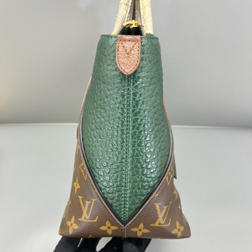 Louis Vuitton Majestueux Tote PM Monogram Ostrich Lizard Brown