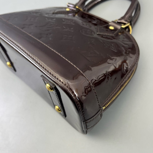 Louis Vuitton Alma BB Vernis Amarante