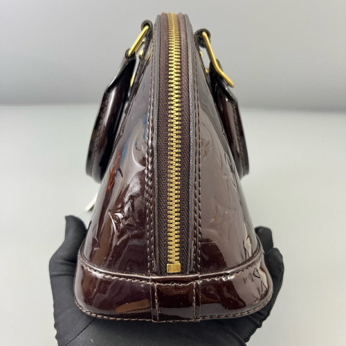 Louis Vuitton Alma BB Vernis Amarante