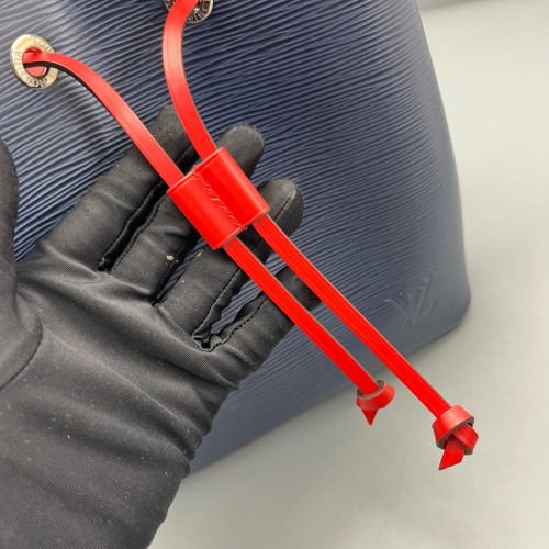 Louis Vuitton Neonoe MM Epi Blue