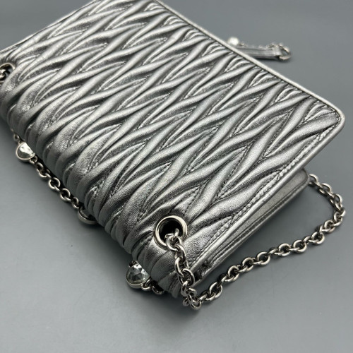 Miu Miu Wallet On Chain WOC Crumpled Lambskin Silver