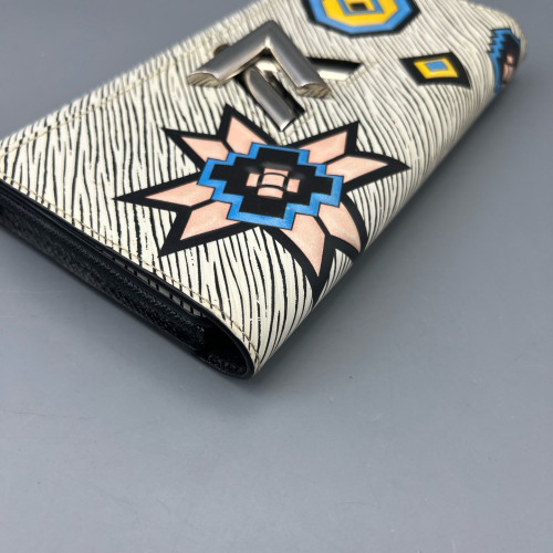 Louis Vuitton Twist Wallet Epi Black White Louis Vuitton Twist Wallet Epi Black White